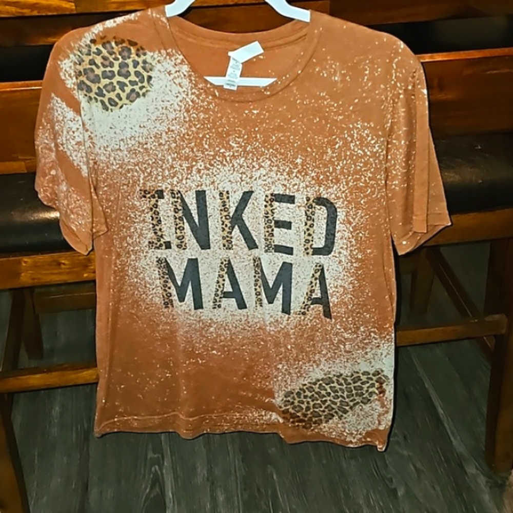 Womens large INKED MAMA cheetah bleach splatter tshirt. (Freckled Poppy).